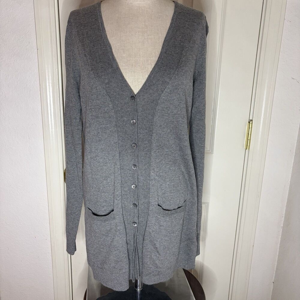 Faconnable 100% Merino Wool Lightweight VNeck Cardigan Sweater Gray Women’s L